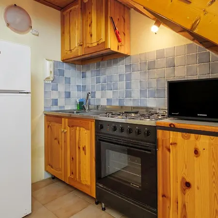 בית נופש Asfodeli E4 סאן תאודורו