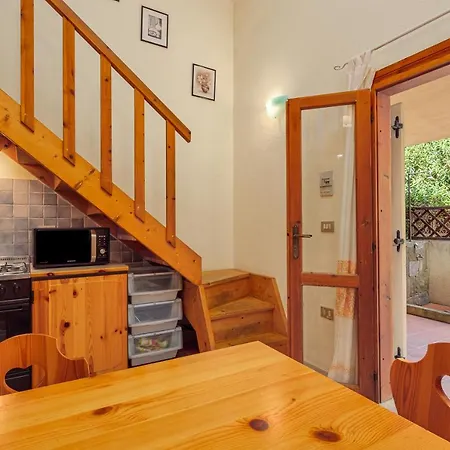 Asfodeli E4 סאן תאודורו