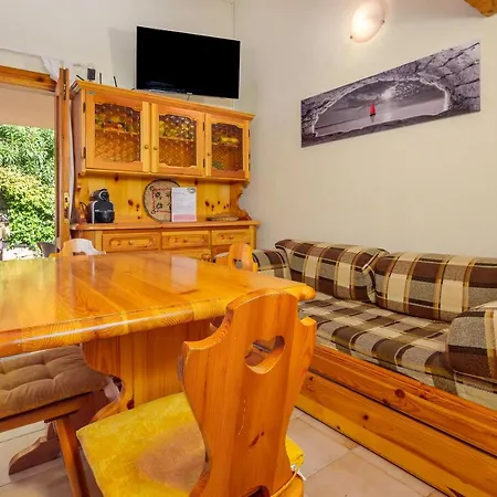 Asfodeli E4 Ferienhaus